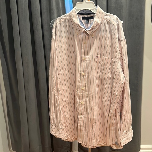 Tommy Hilfiger preppy striped button down shirt - Picture 1 of 5